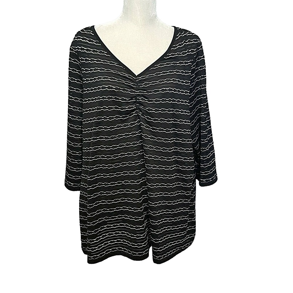 Blouse Womens Size 2x Stretchy Top Black White Stripe 3/4 Sleeves Ruched Bust